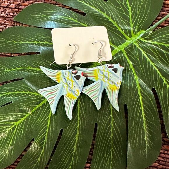 BOGO FREE WOODEN HAND PAINTED ANGEL FISH EARRINGS - Picture 1 of 7